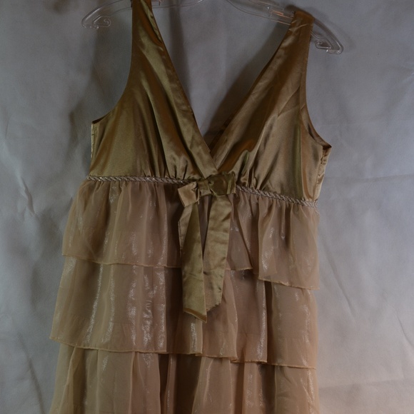 Tiered Ruffled Gold Slip Dress SZ L Charlotte Russe - Picture 4 of 7